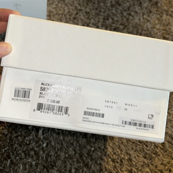 Alexander McQueens Toddler size - Picture 3 of 6